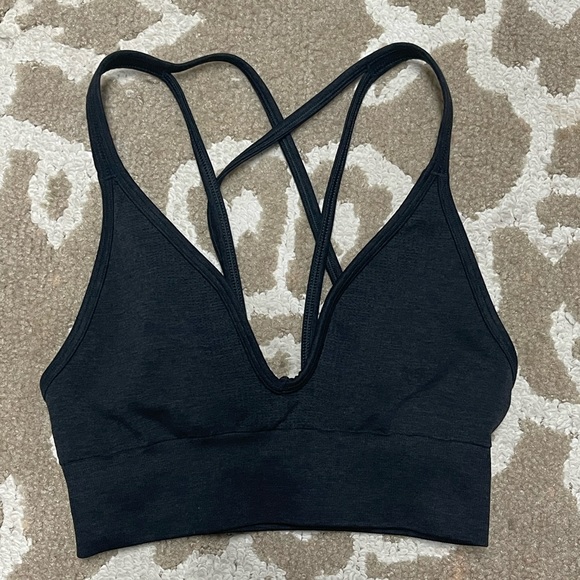 Lululemon sports bra size 04 - Picture 1 of 2
